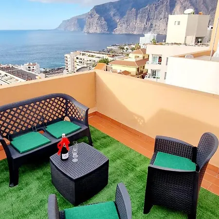 Gasthuis Almar We Go Puerto Santiago! Private Rooms In Modern Shared Apartment - Habitaciones Privadas En Piso Compartido